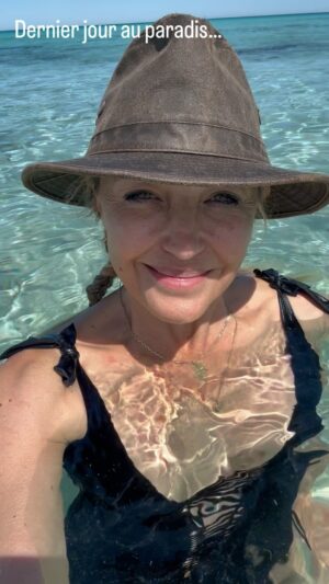 Hélène de Fougerolles Instagram - #illietes #formentera
Dernier jour au paradis☀️🏝️🤗