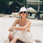 Helga Krapf Instagram – 💛 @surbeachresortboracay