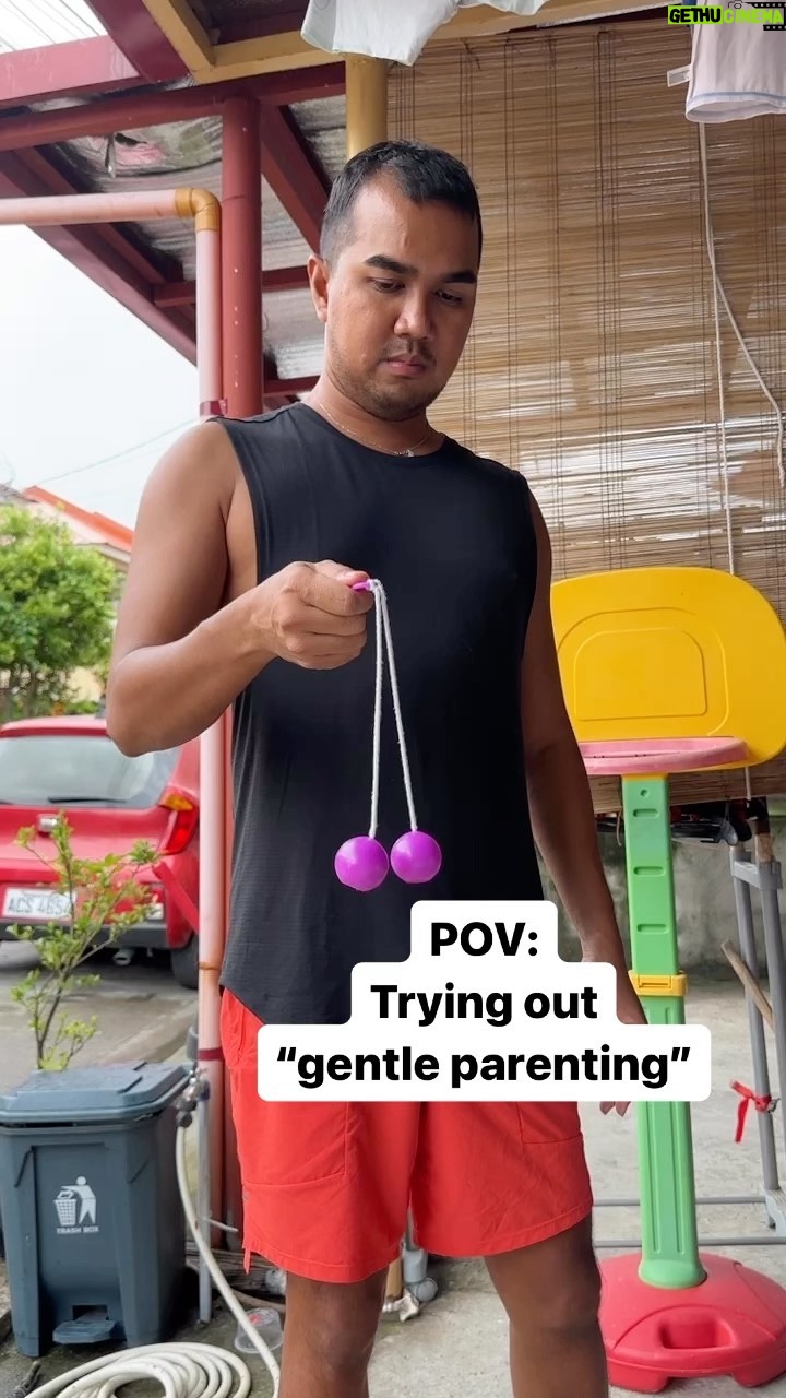 Helga Krapf Instagram - Meme-fying my bestfriends patience. 🤣