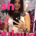 Helga Krapf Instagram - Back at @tokyoposh were you can time travel and achieve longer hair in just a few minutes.🩷 Are you Team curls or Team straight? 💇🏻‍♀️ #TP #TokyoPosh