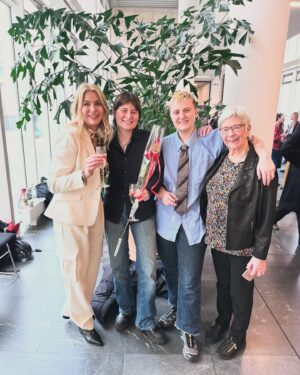 Helle Thorning-Schmidt Instagram - Proud mum today! Best Friday with the best people celebrating @johannakinnock graduating her masters degree❤️❤️ And you know what; every time I spend time with young people I become more optimistic for the future. They are much cleverer than we were❤️❤️🤓🤓