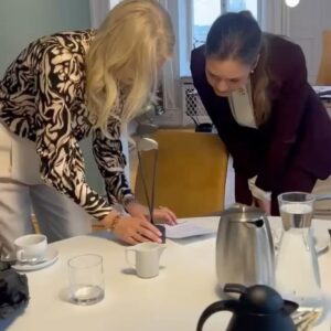 Helle Thorning-Schmidt Instagram - So thrilled to be presented with the Equality Award by the Minister for Equality @mariebjerre.dk and have a chance to discuss her thoughts and ambitions in this area. What a nice morning. And let me just say how cool it is that Marie has created this award and that she had the courage to give it to me🙏🥰 the actual award is made by Charlotte Steen @kvindesmedien which is cool as well👭👭