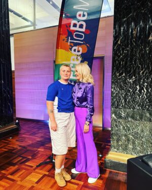 Helle Thorning-Schmidt Instagram - So proud and happy to do a double act with my Milo at @danskebank_dk Topics were allyship, Milo’s story of becoming himself and how we as a family have tried to support. We hope our story can inspire others❤️❤️🏳️‍🌈🏳️‍🌈Thanks so much to Danske Bank for having us 🙏🙏 swipe to see the admiring mum 🤷‍♀️🤩