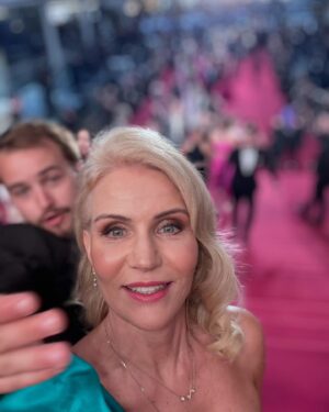 Helle Thorning-Schmidt Instagram - Absolut bucket list days at the Cannes film festival, doing a talk for Mastercard. Parties, glamour, people spotting and general madness and yes I also saw a film (Chinese film, She’s Got No Name, really good) Scroll to see my cheeky selfie at the red carpet. It’s been quite a week, and we are not done yet😎😎