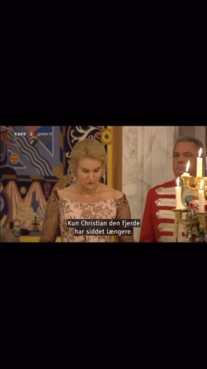 Helle Thorning-Schmidt Instagram - Did you know that our Queen illustrated The Danish version of The Lord of the Rings and that J.R.R. Tolkien apparently was very happy with the outcome. What a privilege it was to talk about the accomplishments of HMD at her 75th birthday. Meant every word👑🙏