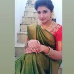 Hema Dayal Instagram - #meenakshiponnungaserial ❤️💚 Saree:@rktextilessarees Jewellery:@chicjewells Blouse aari:@roja_aari_works_adyar . #hemadayal18 #hemadayal #hema #serialactress #meenakshiponnungaserial #zeetamil #pooja #explore #explorepage #traditionallook