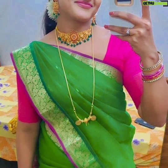 Hema Dayal - 16.2K Likes - #meenakshiponnungaserial ✨🤩
.
.
#hemadayal18
#hemadayal #hema #zeetamilserials #serialactress #explorepage✨ #explorepage #explorar #trendingreels #trendingsongs
