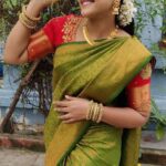 Hema Dayal Instagram - 🤩🙈😍 . Saree:@rktextilessarees Jewellery:@chicjewells Blouse aari:@roja_aari_works_adyar . #hemadayal18 #hemadayal #hema #zeetamilserials #meenakshiponnungaserial #serialactress #pooja #chilukkuchikkaaaan #manjakuruvi #tamilserial #treandingreels #explore #explorepage