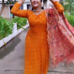 Hema Dayal Instagram – beautiful salwar by.@saibhairavi_boutique 
.
#whatjhumka #hemadayal18 #hemadayal #hema #meenakshiponnungaserial #zeetamil #explorepage✨ #explorepage #explorar #trendingreels