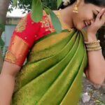 Hema Dayal Instagram - 🥰❤️💚🤩🙈 . Saree:@rktextilessarees Jewellery:@chicjewells Blouse aari:@roja_aari_works_adyar . #hemadayal18 #hemadayal #hema #meenakshiponnungaserial #zeetamilserials #pooja #serialartist #thangamagan #dhanush #lovesongs #uyireuyire #explore #explorepage