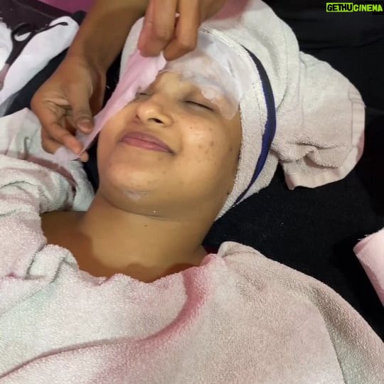 Hema Dayal Instagram - SKIN TIGHTING TREATMENT⬆️ Gayathri 📍No:650/B3, 2nd Floor anna salai k.k.nagar main road, Madurai-625020 9080300158.... Anti aging treatment PRP treatment for hair hair removal laser Nail extensions Eyelashes extensions Regular beauty services Keratin treatment Smoothening Kerafusion treatment Hair fall treatment Hair strengthening treatment Dandruff treatment Chemical peeling BB glow skin treatment Carbon facial laser Tattoo removal #instagram #instagood #love #like #follow #photography #photooftheday #instadaily #likeforlikes #picoftheday #fashion #instalike #beautiful #bhfyp #followforfollowback #likes #art #photo #me #follow