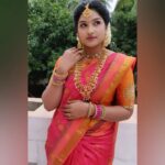 Hema Dayal Instagram - 🥰😍🤩 . Jewellery :@chicjewells Blouse aari: @roja_aari_works_adyar . . #hemadayal18 #hemadayal #hema #zeetamilserials #meenakshiponnungaserial #pooja #serialartist #traditionallook #explorepage #explore #love #sareelove #saree