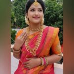 Hema Dayal Instagram - 🥰😍🤩 . Jewellery :@chicjewells Blouse aari: @roja_aari_works_adyar . . #hemadayal18 #hemadayal #hema #zeetamilserials #meenakshiponnungaserial #pooja #serialartist #traditionallook #explorepage #explore #love #sareelove #saree