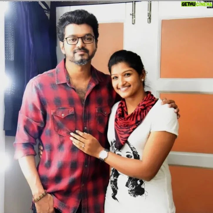 Hema Dayal - 33.7K Likes - #happybirthday 🎂my chellakutty ❤️😘
#thalapathy #vijay sir😘
#godblessyou 🙏🏼😘have a amazing year sir🤩
Keep rocking an mass...👍🏼
.
.
I'm so so proud of i work with you in #assistantchoreographer #velayudham #Puli #kaththi #sarkar ... Sir 😘🙏🏼🥰
.
.
#thalapathyvijay #hbdthalapathyvijay #chellakutty
#lovelyperson #mass #vijay #cute #hemadayal18 #hemadayal #hema #explore #explorepage #love