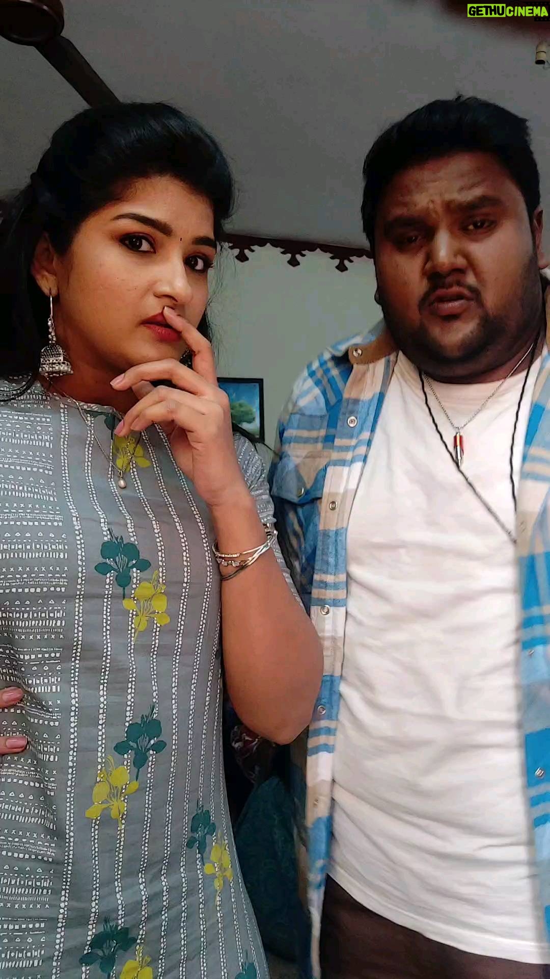 Hema Dayal - 15.3K Likes - Today shoot reels With my cuties ☺️❤️😘
#meenakshiponnungaserial
@sasilaya__official
@thidiyan
@cn_ananthan_official
.
#cwc #shivangi #pugazh #comedy #hemadayal18 #hemadayal #hema #zeetamilserials #zeetamil #explorepage #explore