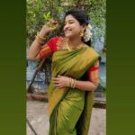 Hema Dayal Instagram - #meenakshiponnungaserial ❤️💚 Saree:@rktextilessarees Jewellery:@chicjewells Blouse aari:@roja_aari_works_adyar . #hemadayal18 #hemadayal #hema #serialactress #meenakshiponnungaserial #zeetamil #pooja #explore #explorepage #traditionallook