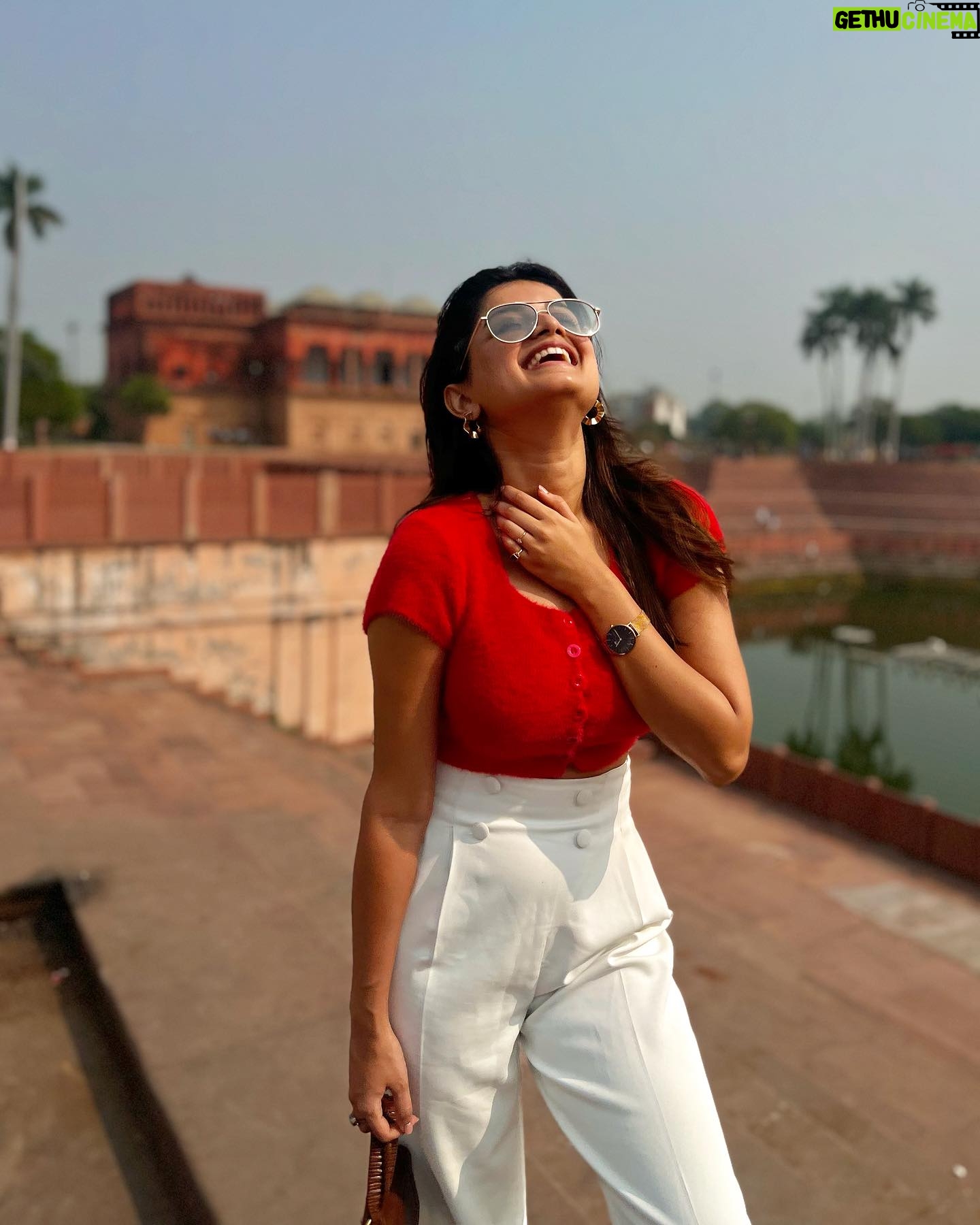 Hemal Ingle Instagram - Meanwhile in Lucknow . . .