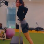 Hemal Ingle Instagram - I worked out for one hour and shot this reel for another. 😅 @karishmajayaram has shown some superb cinematography skills ❤️👏🏼