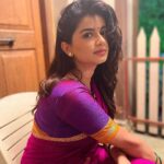 Hemal Ingle Instagram – Swipe right to put a smile on face 🫰🏼