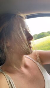 Actress Henessi Schmidt HD Instagram Photos and Wallpapers June 2024