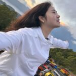 Heo Ga-yoon Instagram - 🚜🌄👍❤️