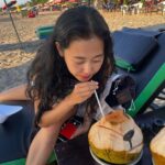 Heo Ga-yoon Instagram - 땀 흘리고 마시는 코코넛 한입