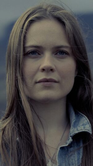 Hera Hilmar Instagram - Message on whaling in Iceland 🐋: 

We do not need whaling.
So why do we whale?
We do not need whaling.

We do not live on whale meat.
We do not need whaling.

Our nation does not rely on this industry.
We do not need to whaling.

We need whales.
Whales spread nutrition around the world’s oceans.
Whales feed plankton
the little organisms of the ocean 
and together all the living creatures of the ocean 
create half the oxygen on Earth.
We need them.
We need oxygen.

We do not need whaling. 
We need living nature 
diverse nature 
that keeps us alive.
Feeds us and nourishes.

We do not need whaling.
We need to live in unison 
with our nature 
our ecosystem 
and other living beings on this Earth.

Future 
for our children.
Sustainable jobs 
for our nation.

Whales are worth more to us 
living 
than dead.

Why can’t this moment 
be the moment 
where we decide 
to end whaling?

@svandissvavarsdottir #stoppumhvalveidar 
#endumhvalveidar
#savethewhales
#stopwhaling
#stopwhalinginiceland