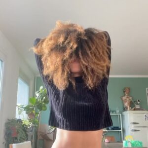 Herizen F. Guardiola Instagram - Freed my hair from the braids! 
Having a crown appreciation day🦁♥️
The feeling of taking my hair out is comparable to taking off your bra after a long ass day! Good lord I feel free 😂😮‍💨
