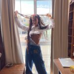 Herizen F. Guardiola Instagram - Moments & friends 🌼