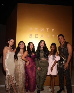 Herly RG Instagram - Una noche con demasiado brillo, eternamente agradecida con @fentybeauty por traerme a vivir esta experiencia que fue INCREÍBLE, la base está espectacular y se me veía una piel de altísimo impacto se disfruto mucho ayer @sephoramx #fentybeautymx #softlitglow