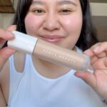 Herly RG Instagram - Brilla como un diamante con la nueva base de @fentybeauty me encantó por qué tiene demasiada cobertura pero la piel no se siente pesada y se siente hidratada la pueden conseguir en @sephoramx #softlitglow #fentybeauty