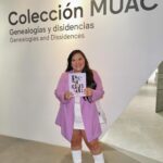 Herly RG Instagram – Gracias a @yuririasierra por hacerme parte de este hecho histórico e inmortalizarlo en este libro en el que más de 100 mujeres le escriben a la próxima presidenta de nuestro país, me siento honrada de que me hayas elegido para ser la única creadora de contenido digital, gracias gracias gracias.💜