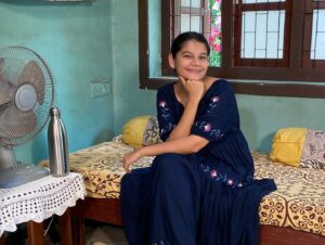 Hetal Gada Instagram - Ritika’s favourite corner of Awasthi nivas 🏠❤️

#YehMeriFamily streaming now on @amazonminitv 

#HetalGada @theviralfever @sunshineproductionsofficial