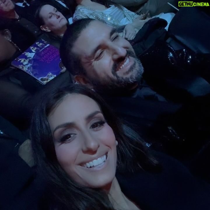 Hiba Tawaji Instagram - L.A dump 2/2 🇺🇸 1️⃣ Night out in Malibu 🏝️ 2️⃣ Girls night out with K 🍣 3️⃣ Grammys red carpet with my ❤️ 4️⃣ More red carpet ✨ 5️⃣ Flowers Live with Miley 🌸 6️⃣ Joni Mitchell “Both sides now” 😭 7️⃣ Grammys thats a wrap 🎬 8️⃣ Post photoshoot 📸 9️⃣ bye bye make up 💄 🔟 meeting with the team 🙌🏼