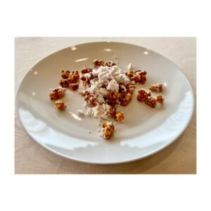 Higuchi Kaede Instagram - GUCCIのレストラン🍴🥮with💯🦂

内装めちゃきれいだった❗️
泡の中身…忘れました🤣笑
創作料理おもしろいね🤣笑

#guccı #guccirestarant #guccicafè  #gucciosteria 
#グッチオステリア @gucciosteria