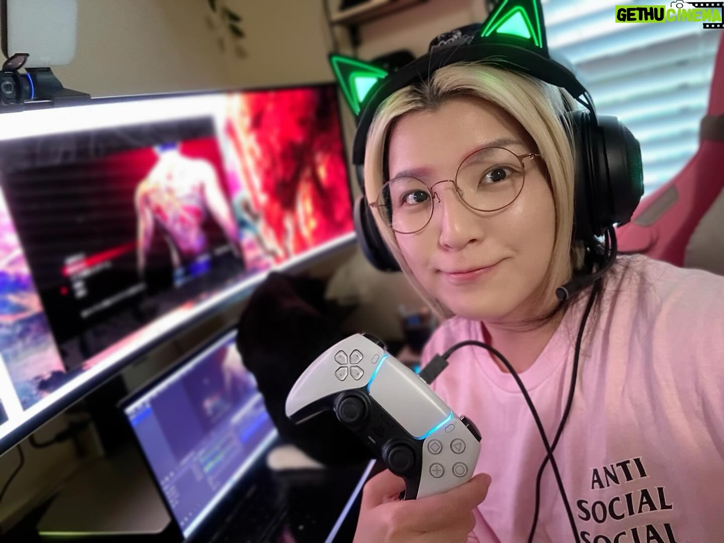 Hikaru Shida Instagram - Had so much fun streaming!!🎮 #hikarushida #shidatube