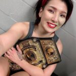 Hikaru Shida Instagram - I did it!! You all did it!! We did it together because I couldn’t do this without you guys! Thank you so much, I heard you this time 😭✨ . AEW女子チャンピオンに返り咲きました！！ コロナ禍で無観客のチャンピオンだった私が、200回の記念放送のメインイベントでお客さんの前でベルトを取ることができました。夢のような瞬間でした！ #AEWDynamite  #AEWDynamite200 #AndNew #holyshida