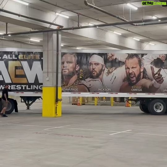 Hikaru Shida Instagram - New picture on our tracks🤩 トラックの写真が新しくなってた! #AEW