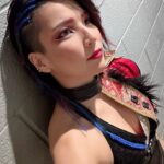 Hikaru Shida Instagram - It was my Collision debut!! Thank you and see you at STARRCAST tomorrow ⭐️ #AEWCollision #AEW #StarrcastVI
