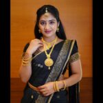 Hima Bindhu Instagram - 🖤Black and Gold⚜️ #sareelove #traditional