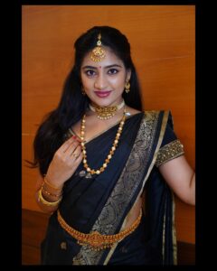 Hima Bindhu Instagram - 🖤Black and Gold⚜️ #sareelove #traditional