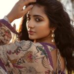 Hima Bindhu Instagram - All in a dream of the floral world. ... Designer / Stylist : @ratikhavenugopal Camera: @mramvigneshphotography Team / Garnent: @flauntbyratikha @myurabyanithaprabhu @thatpondygirl MUAH: @seldonartistry ... #stylist #dress #stylingtips #laceless #sareeblousedesigns #sareereels #chennaistylist #kollywood #cinemastyle #costumedesigners #filmdesigner #customsaree #himabindhu