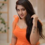 Hima Bindhu Instagram - Beauty is not in the face; beauty is a light in the heart. Designer 🍊 @f2f_designerboutique Studio @artista_propshop Pc @sathyaphotography3 #InnerBeauty #BeautyBegins #BeYourself #GorgeousCake