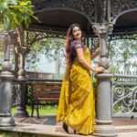 Hima Bindhu Instagram - #chennaisenthamizh Saree & blouse @sarang_thesareeshop Shot by @irisproweddingphotography