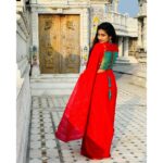Hima Bindhu Instagram - Your beauty in a lovely saree is a masterpiece that paints the canvas of lasting joy, and your smile is the brushstroke of eternal happiness. Saree & blouse @sarang_thesareeshop #SareeJoy #SmileCanvas #EternalBeauty