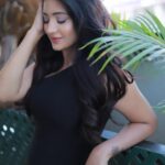 Hima Bindhu Instagram - L&G……. “Her🖤” "Unleashing the storm within💥 Warrior spirit, unbreakable soul 🔥 Confidence in every step. 💪 #BadassVibes #FearlessFemale #FearlessFemme"