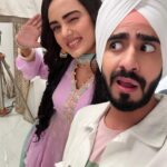 Himanshi Parashar Instagram - Saadi Atrangi Yaari💃🏻🕺🏻 #quiteliterally . #bts #terimeridoriyaann