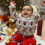 Himanshi Parashar Instagram – I bet Santa Claus couldn’t be any cuter ♥️
But don’t expect gifts from me as I am expecting them from you, because this Santa takes gift😅
Mumma @chestha0396 and Masi @poorvajairamani dressed me up and yeah they did a pretty decent job👌🏻😍
Outfit : @maxfashionindia 
#christmas #firstchristmas #wintershoot #christmasdecor #christmastree #redandwhitechristmas #instagram #reelsinstagram