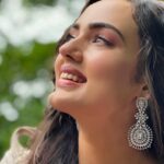 Himanshi Parashar Instagram - 💫