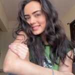 Himanshi Parashar Instagram - Tu aave ta m peevan tere naal behke chaa🌼 . #buhevich #selfiemonday